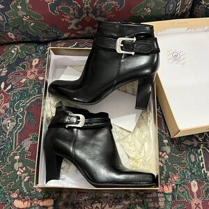 Black leather Franco Sarto ankle boots